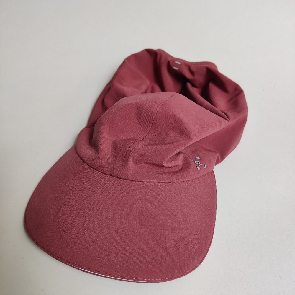 Lululemon unisex running hat